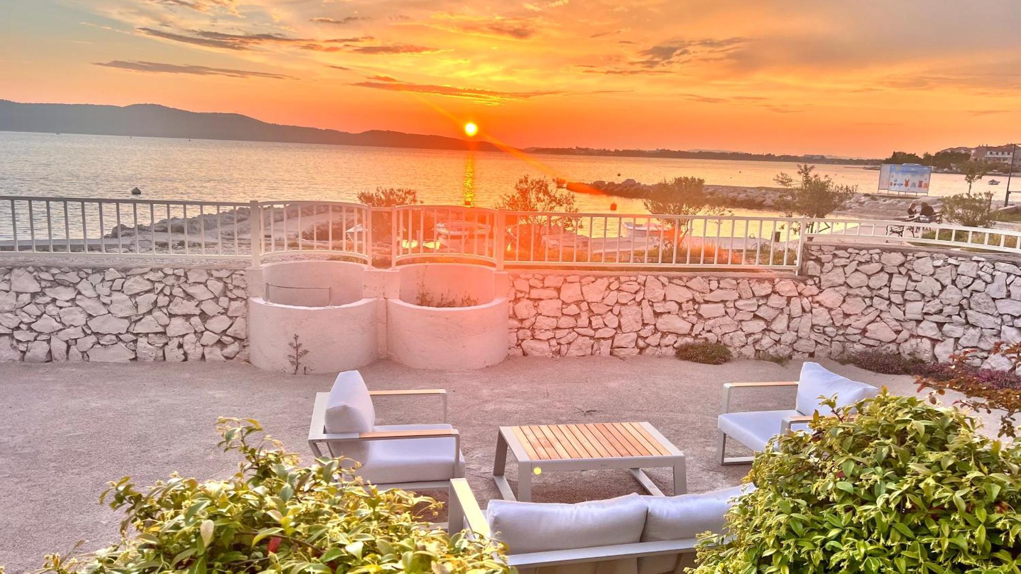 Luxury Beach Apartment W Sunset Sea Views Šibenik Dış mekan fotoğraf